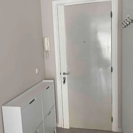 The Entire 2 Rooms, Balcony, Sea View * Nice