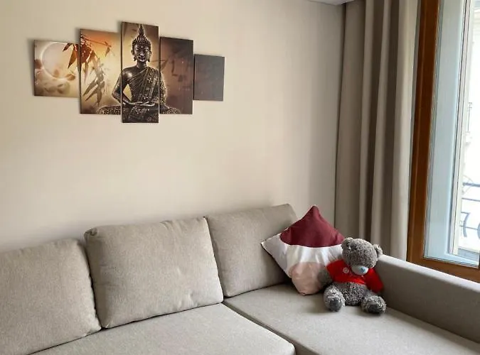 The Entire 2 Rooms, Balcony, Sea View *